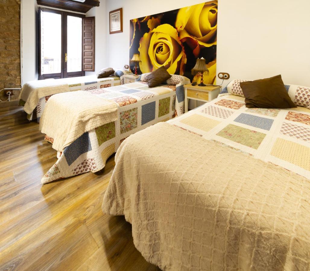 טורס דל ריו La Pata De Oca Hostal Rural Y Albergue מראה חיצוני תמונה