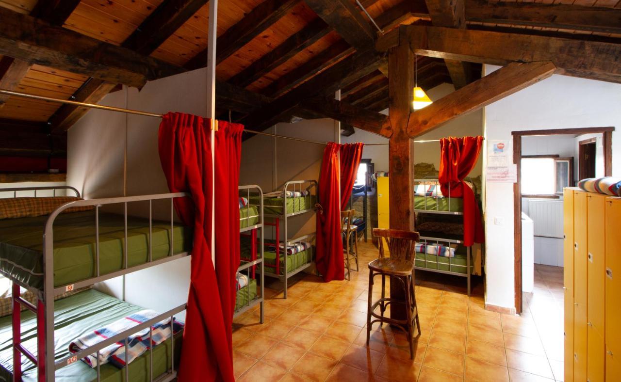 טורס דל ריו La Pata De Oca Hostal Rural Y Albergue מראה חיצוני תמונה