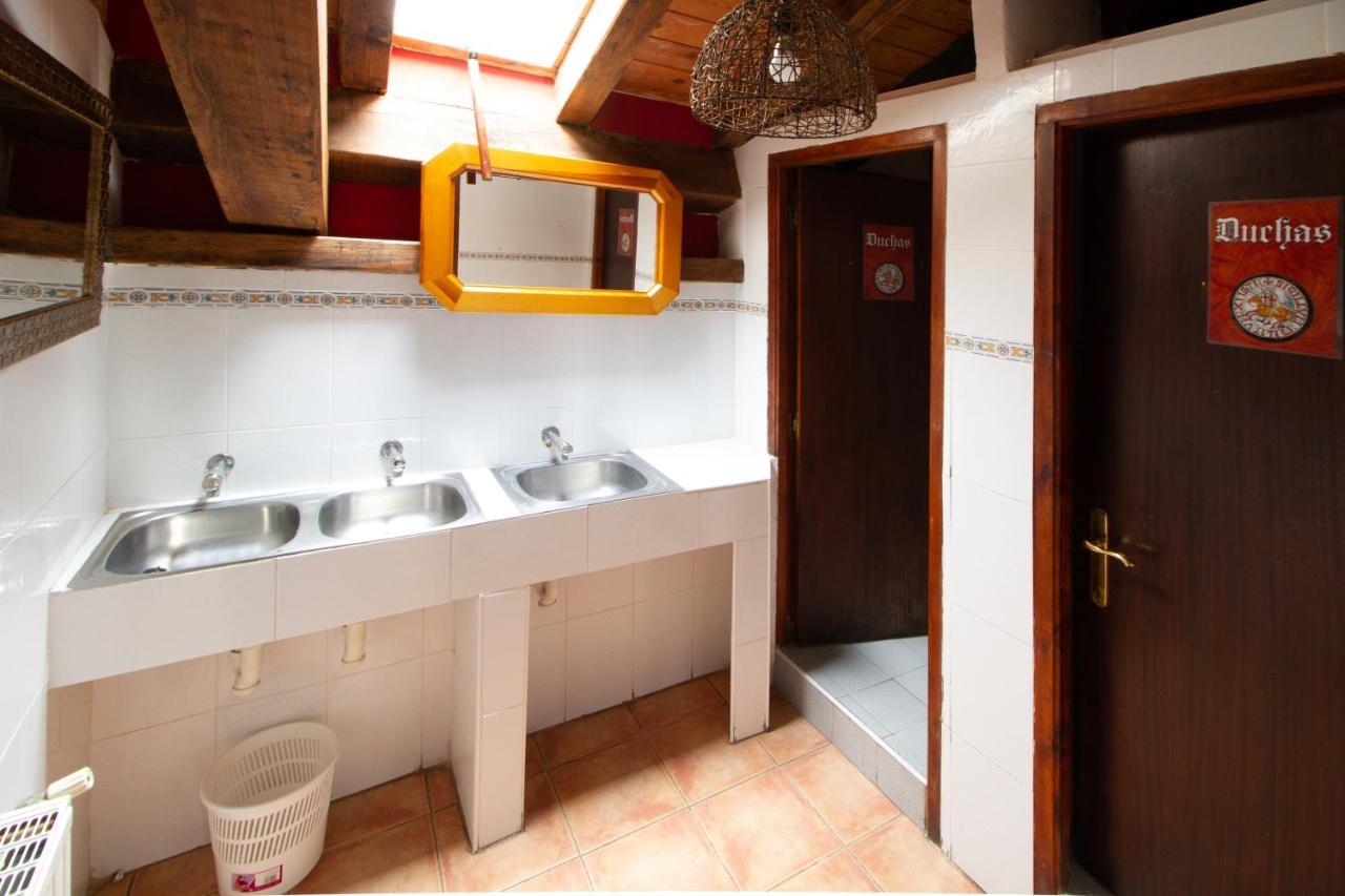 טורס דל ריו La Pata De Oca Hostal Rural Y Albergue מראה חיצוני תמונה